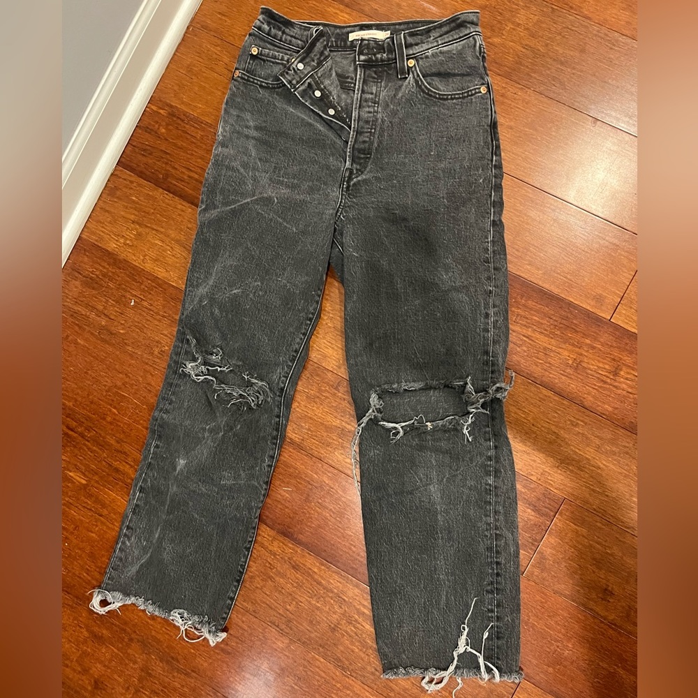 Levi’s rib cage jeans